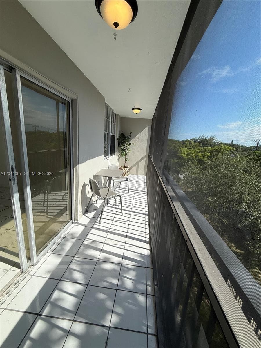 13455 NE 10th Ave # 410, North Miami FL 33161 photo 4