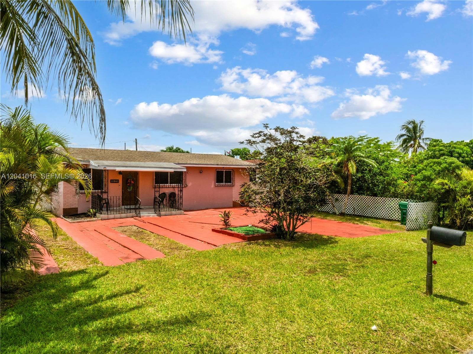 11941 SW 4th St, Miami FL 33184 photo 4