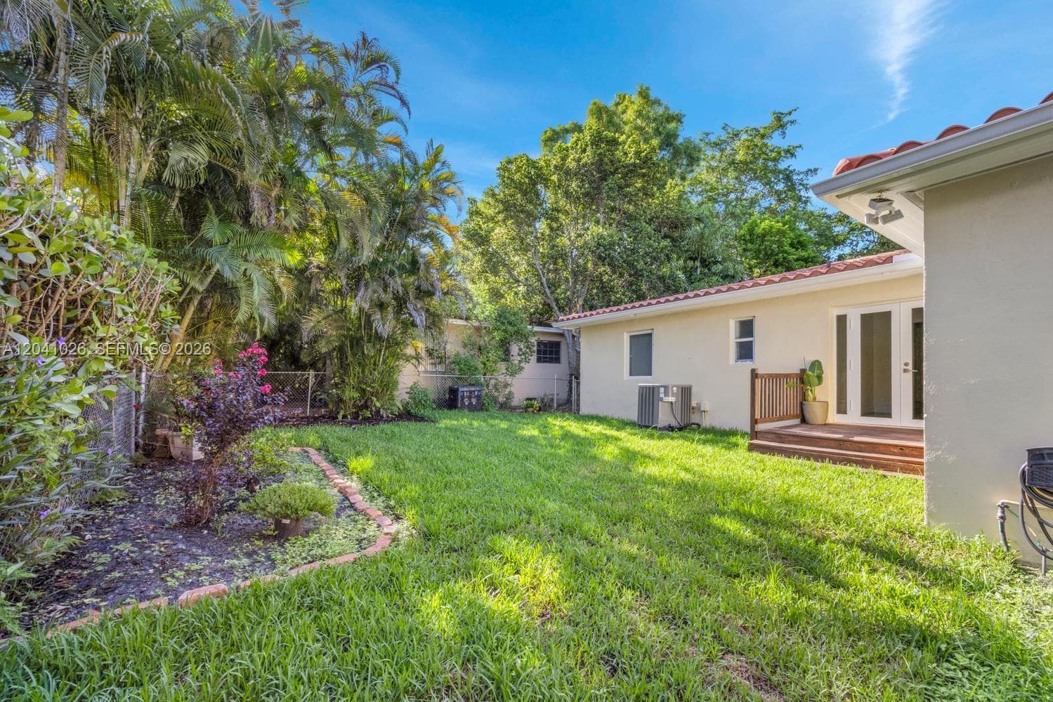 829 Medina Ave, Coral Gables FL 33134 photo 4