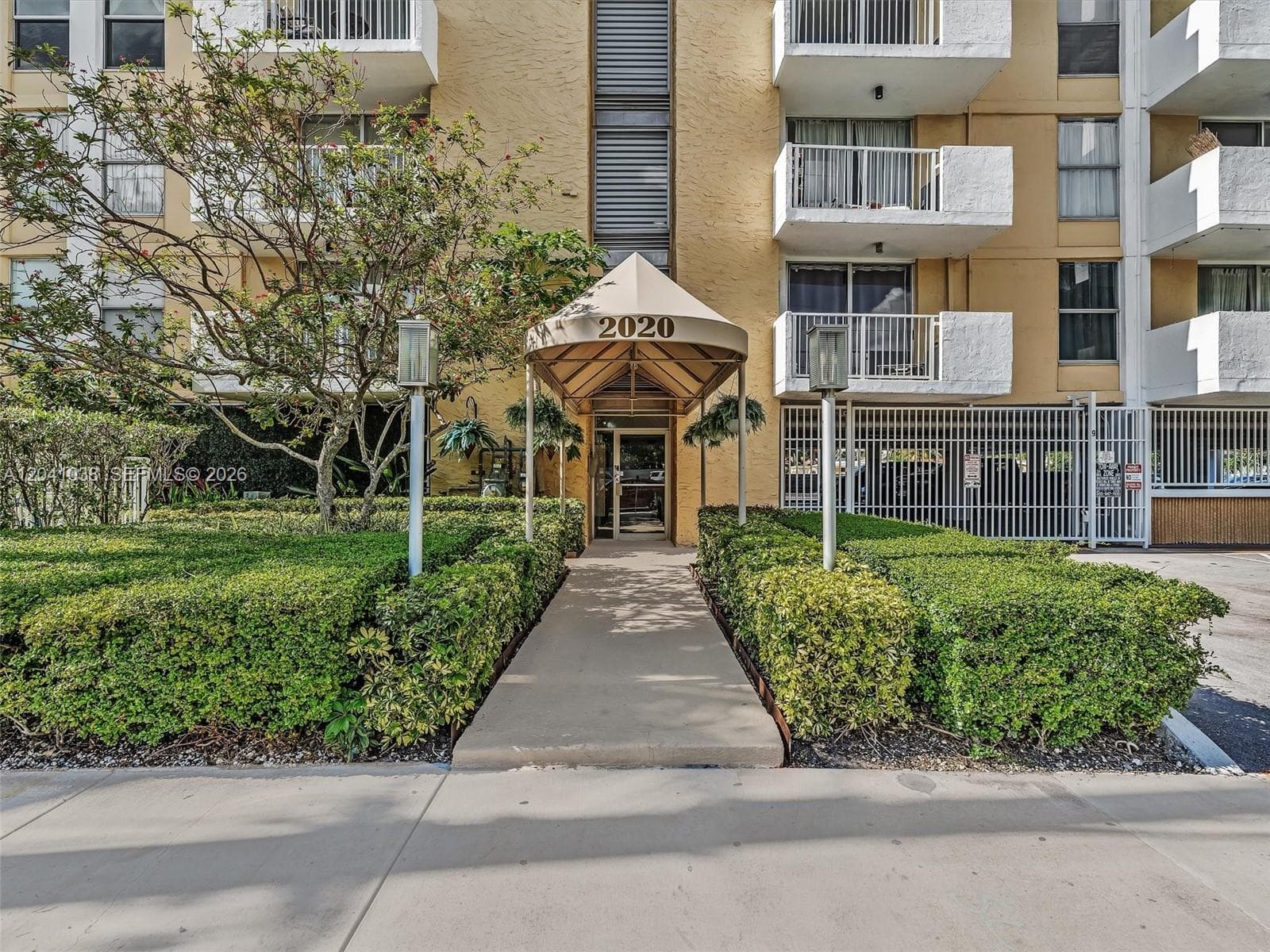 2020 NE 135th St # 601, North Miami FL 33181 photo 4