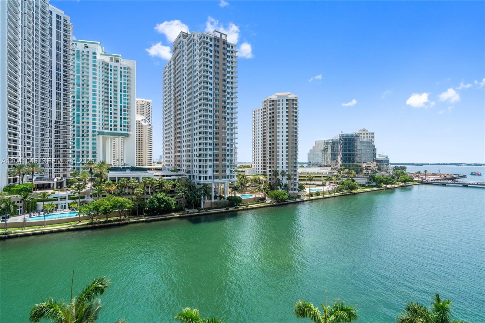 495 Brickell Ave, Miami FL 33131 photo 3