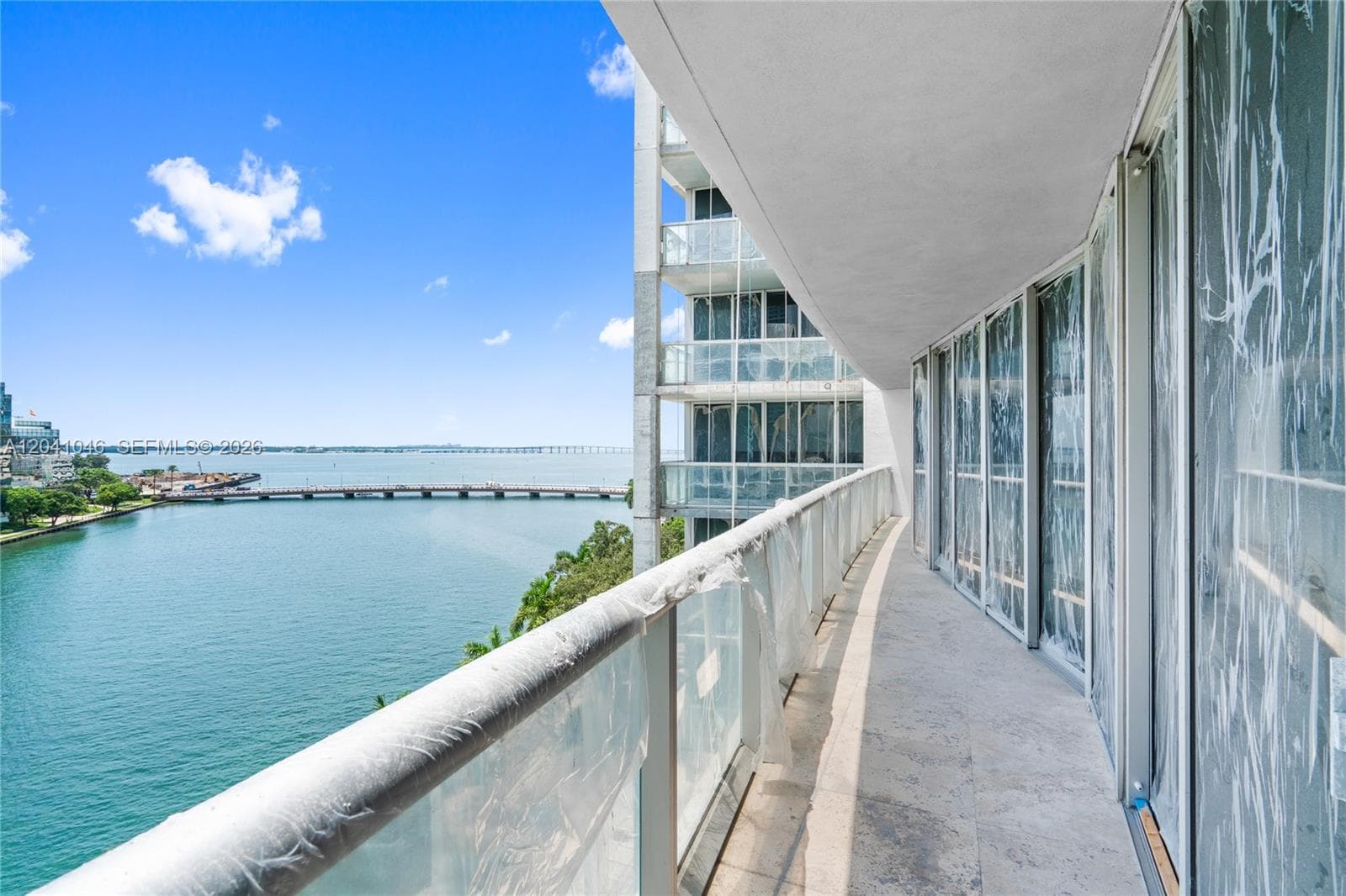 495 Brickell Ave, Miami FL 33131 photo 4