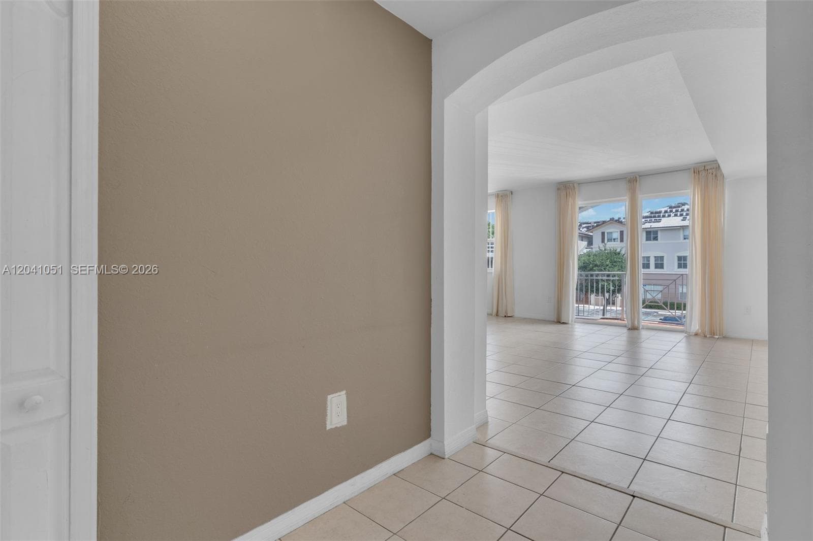8826 W Flagler St # 203, Miami FL 33174 photo 3