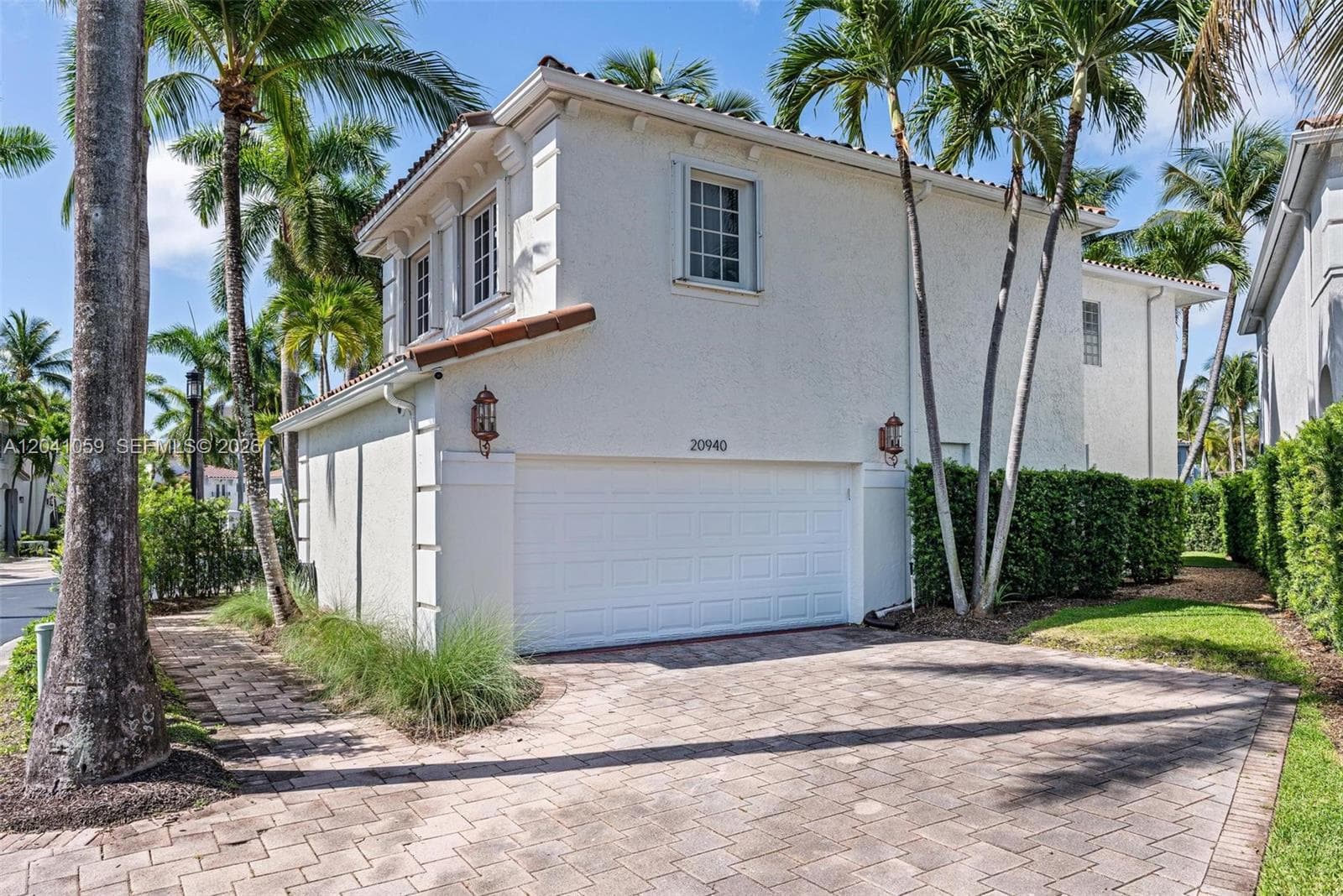 20940 NE 31st Pl, Aventura FL 33180 photo 2