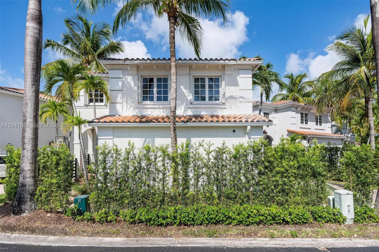 20940 NE 31st Pl, Aventura FL 33180 photo 3