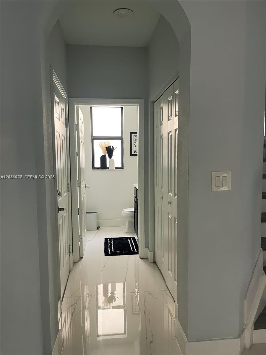 8719 W 33rd Ave, Hialeah FL 33018 photo 5