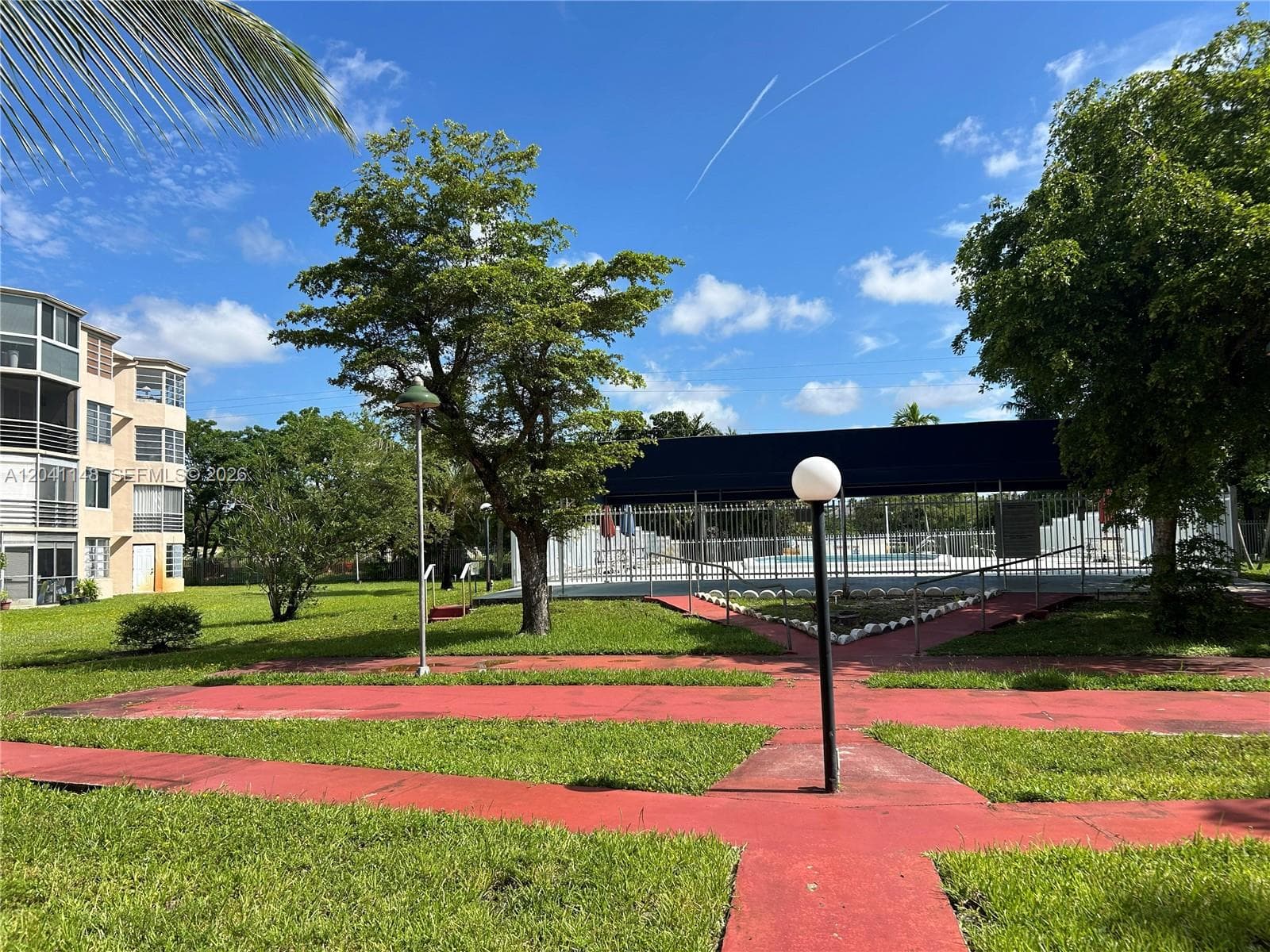 1501 NE 191st St # C401, Miami FL 33179 photo 2