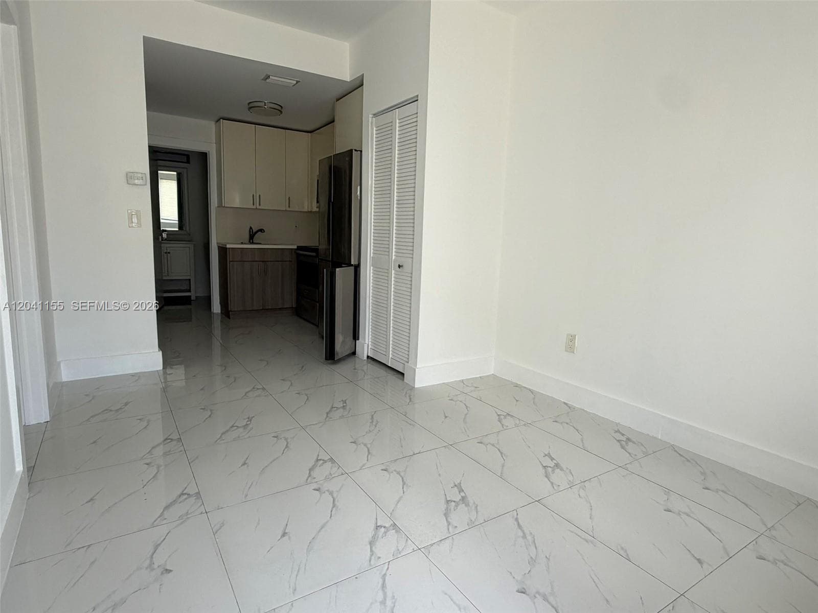 111 SW 11 Ave # 5, Miami FL 33130 photo 3