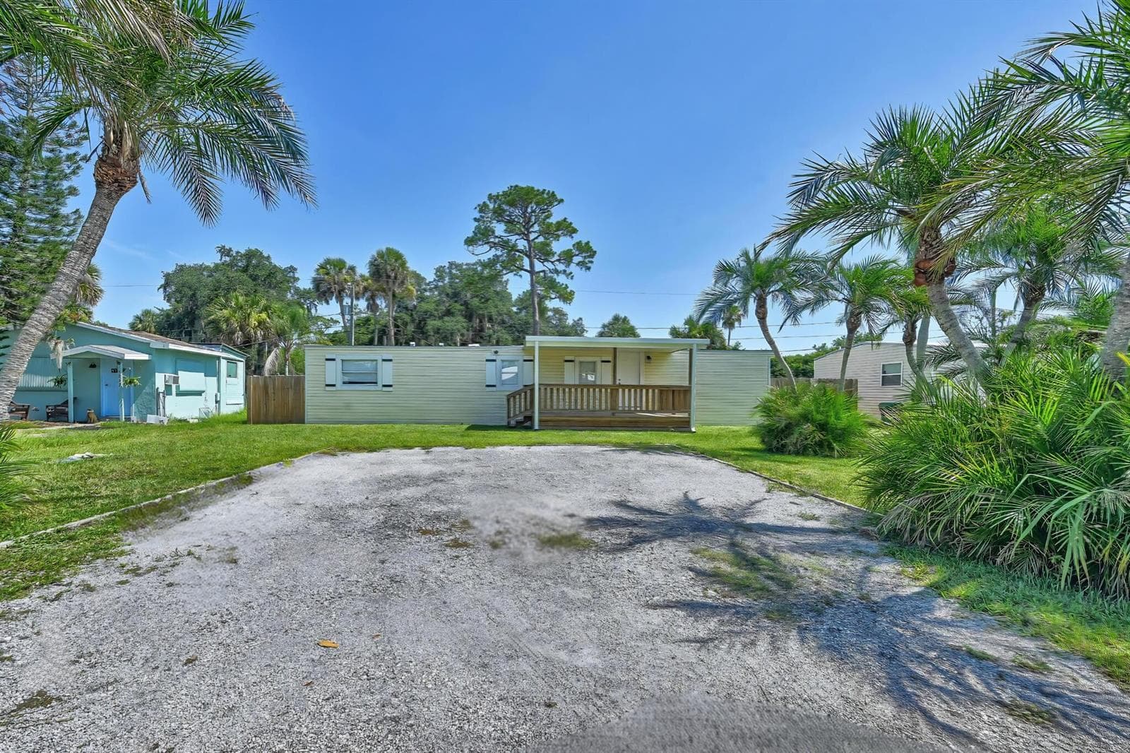 5204 Deanna Lane, Fort Pierce FL 34946 photo 3