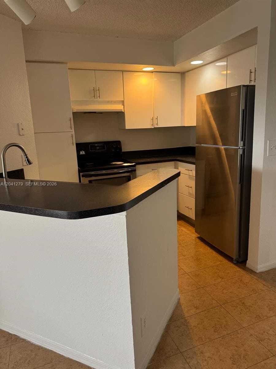 3400 N Pinewalk Dr N # 924, Margate FL 33063 photo 2