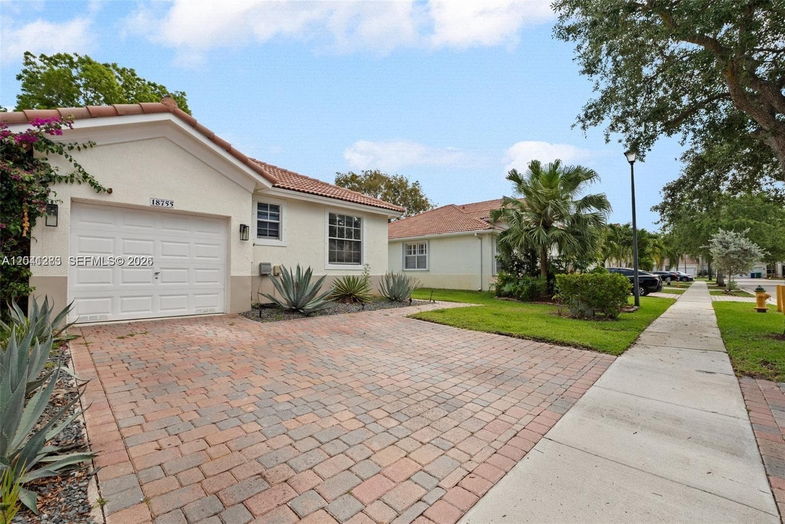 18755 SW 27th Ct, Miramar FL 33029 photo 2