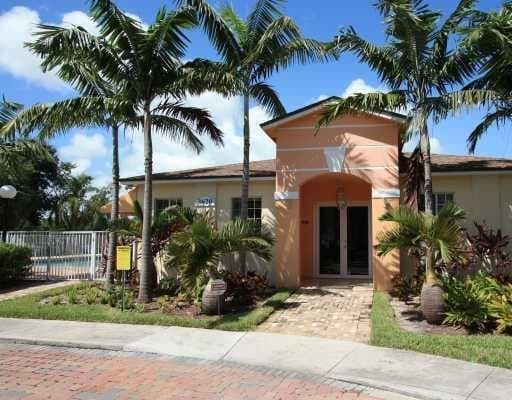 3650 N 56th Avenue # 504, Hollywood FL 33021 photo 4