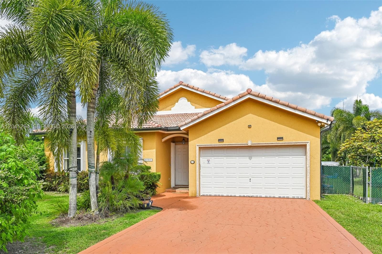 21401 SW 187th Ave, Miami FL 33187 photo 2