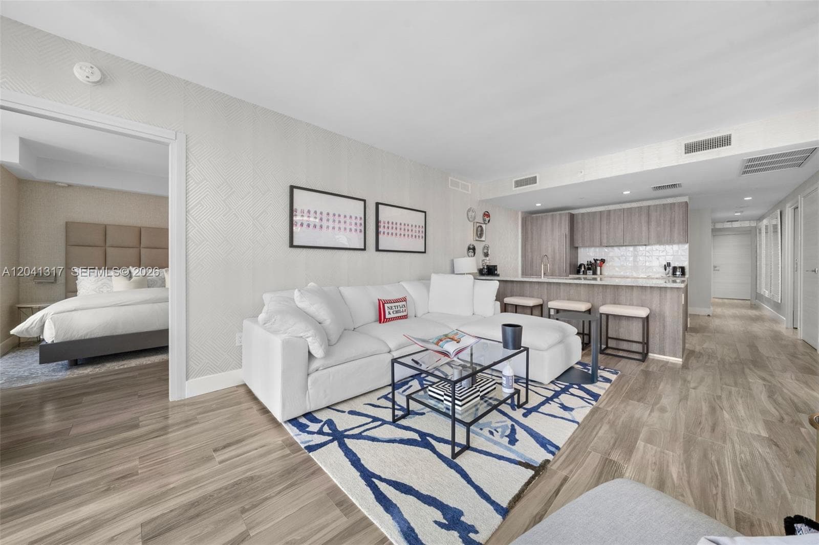 801 S Miami Ave # 1604, Miami FL 33130 photo 2