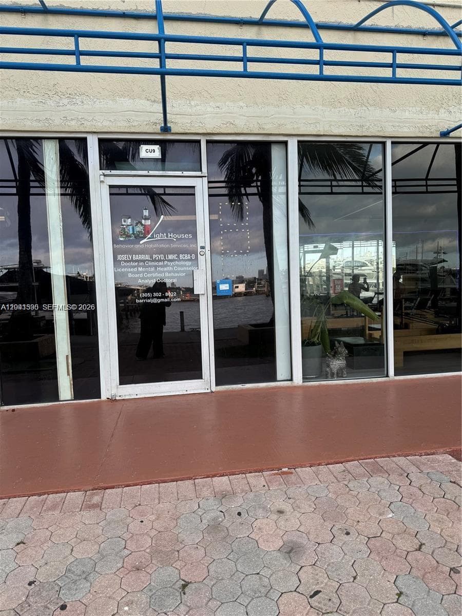 7601 E Treasure Dr # CU-9a, North Bay Village FL 33141 photo 5