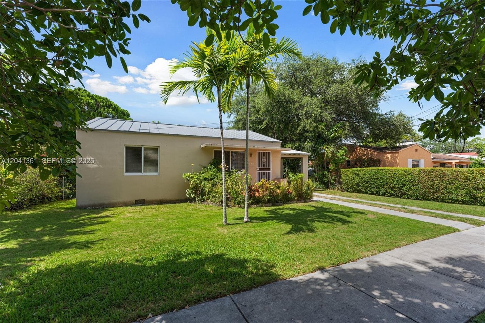 2750 NW 4th St, Miami FL 33125 photo 5