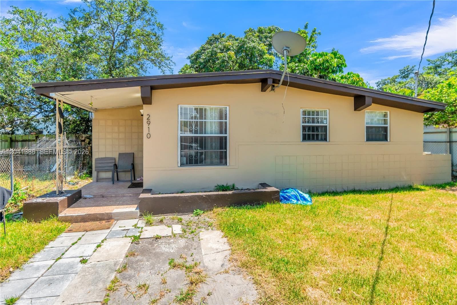 2910 NW 47th St, Miami FL 33142 photo 3