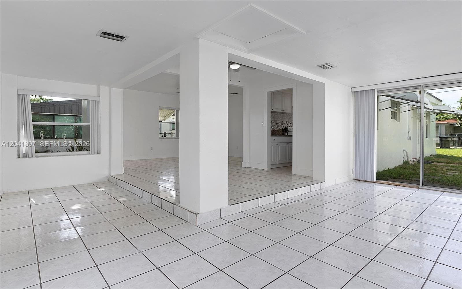 2024 NE 174th St, North Miami Beach FL 33162 photo 5