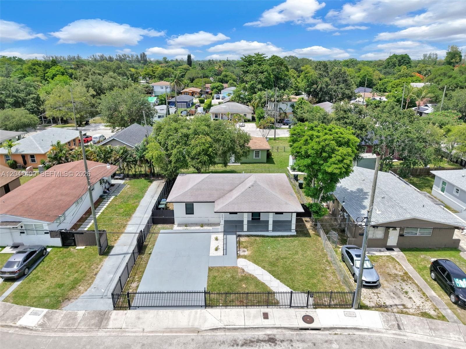 6039 SW 63rd Ter, South Miami FL 33143 photo 4