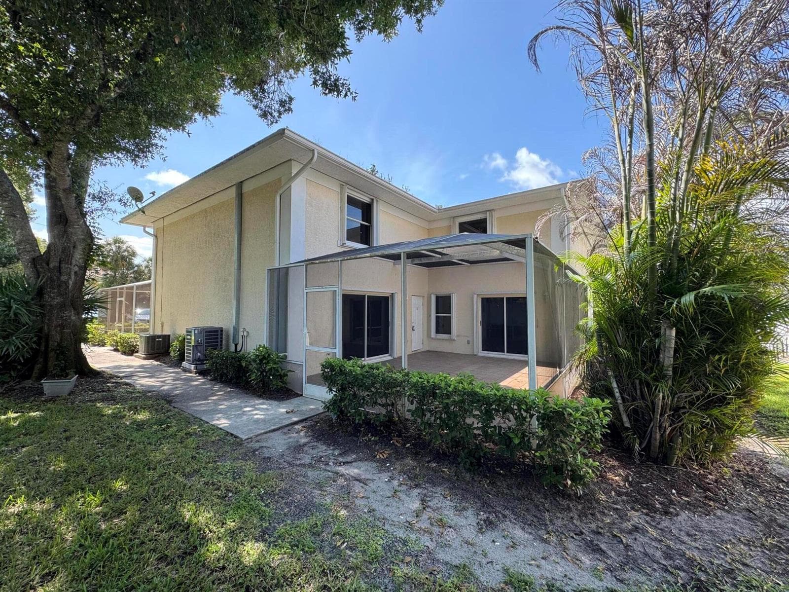 1536 N Lawnwood Circle # 3, Fort Pierce FL 34950 photo 4