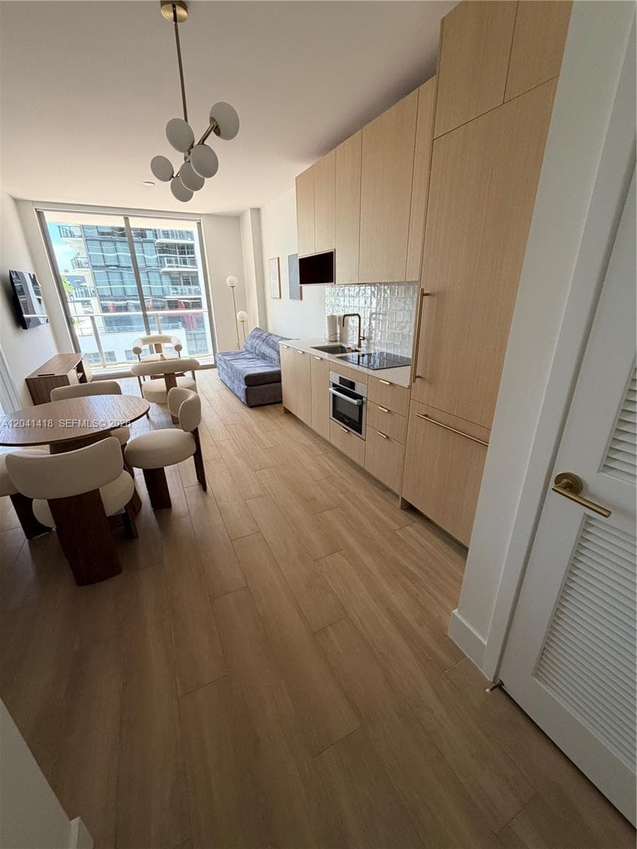 90 NE 32nd St # 707, Miami, FL 33137 photo 4