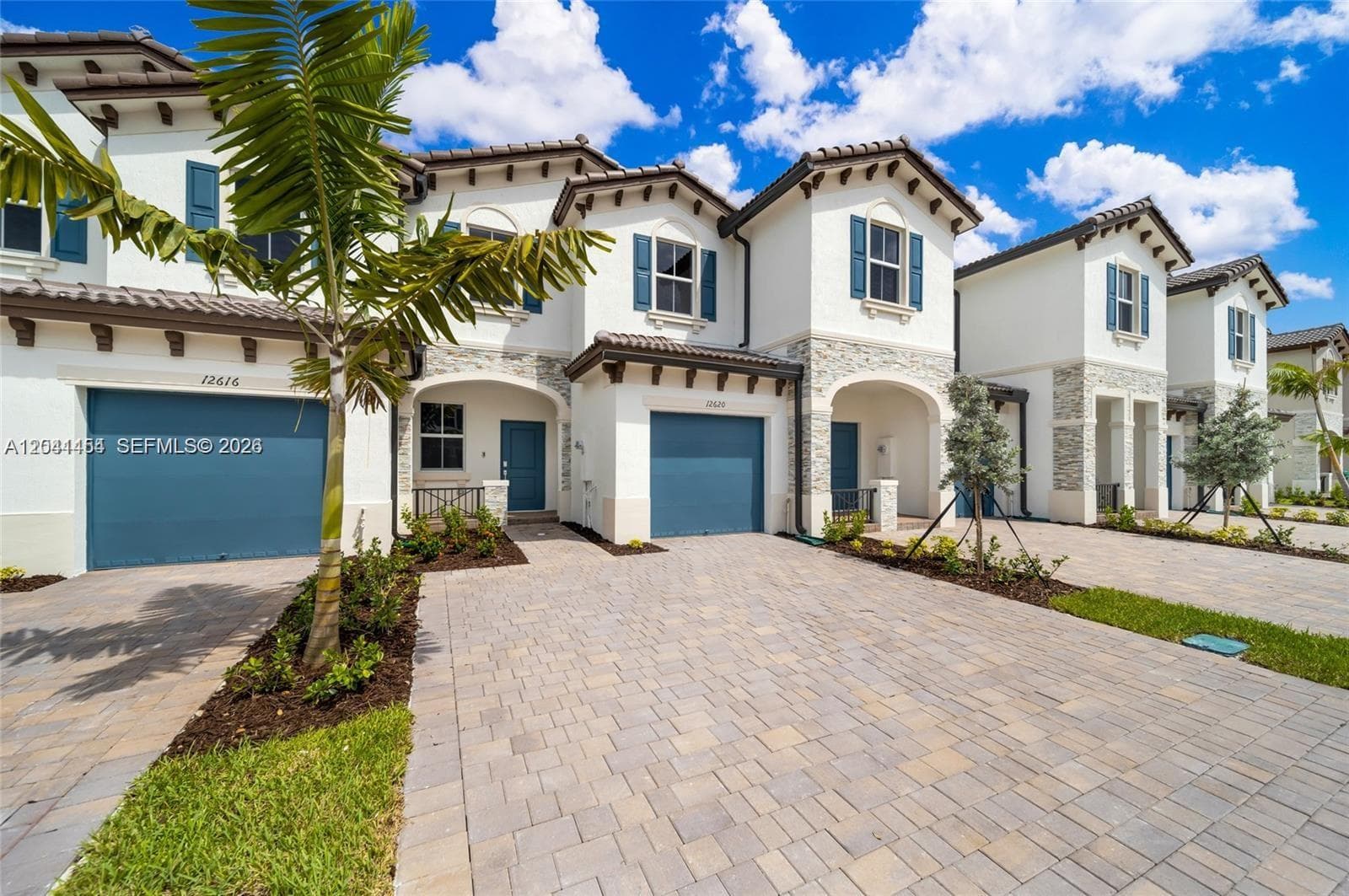 12620 NW 23rd Pl, Miami FL 33167 photo 2