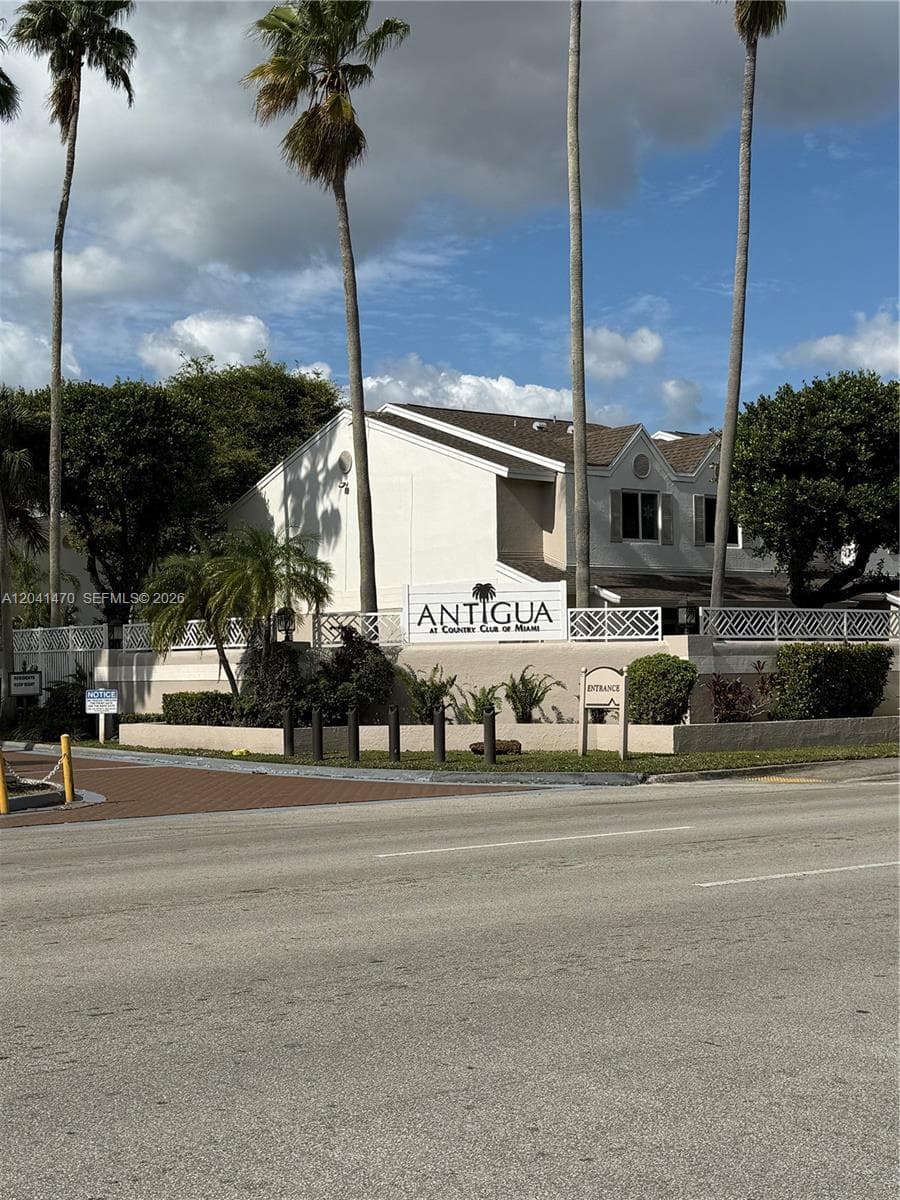 17515 NW 67th Ct # G-22, Hialeah FL 33015 photo 3