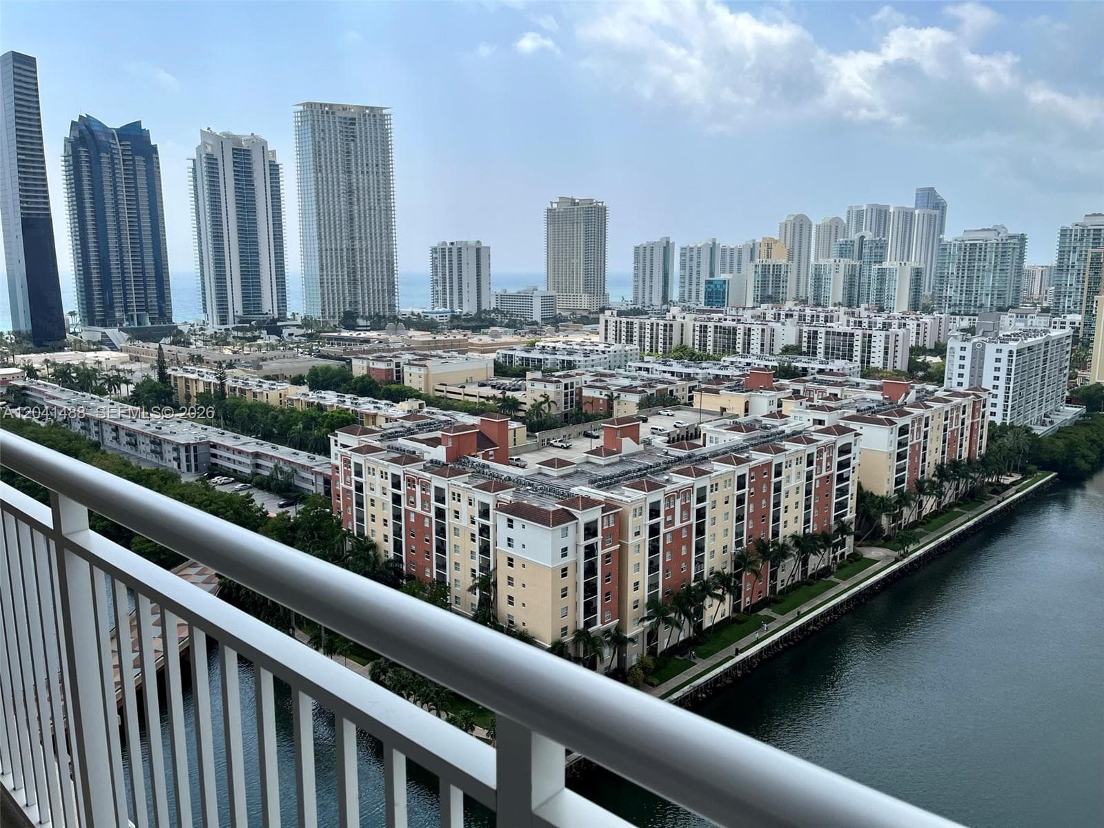 250 174th St # 2301, Sunny Isles Beach FL 33160 photo 2