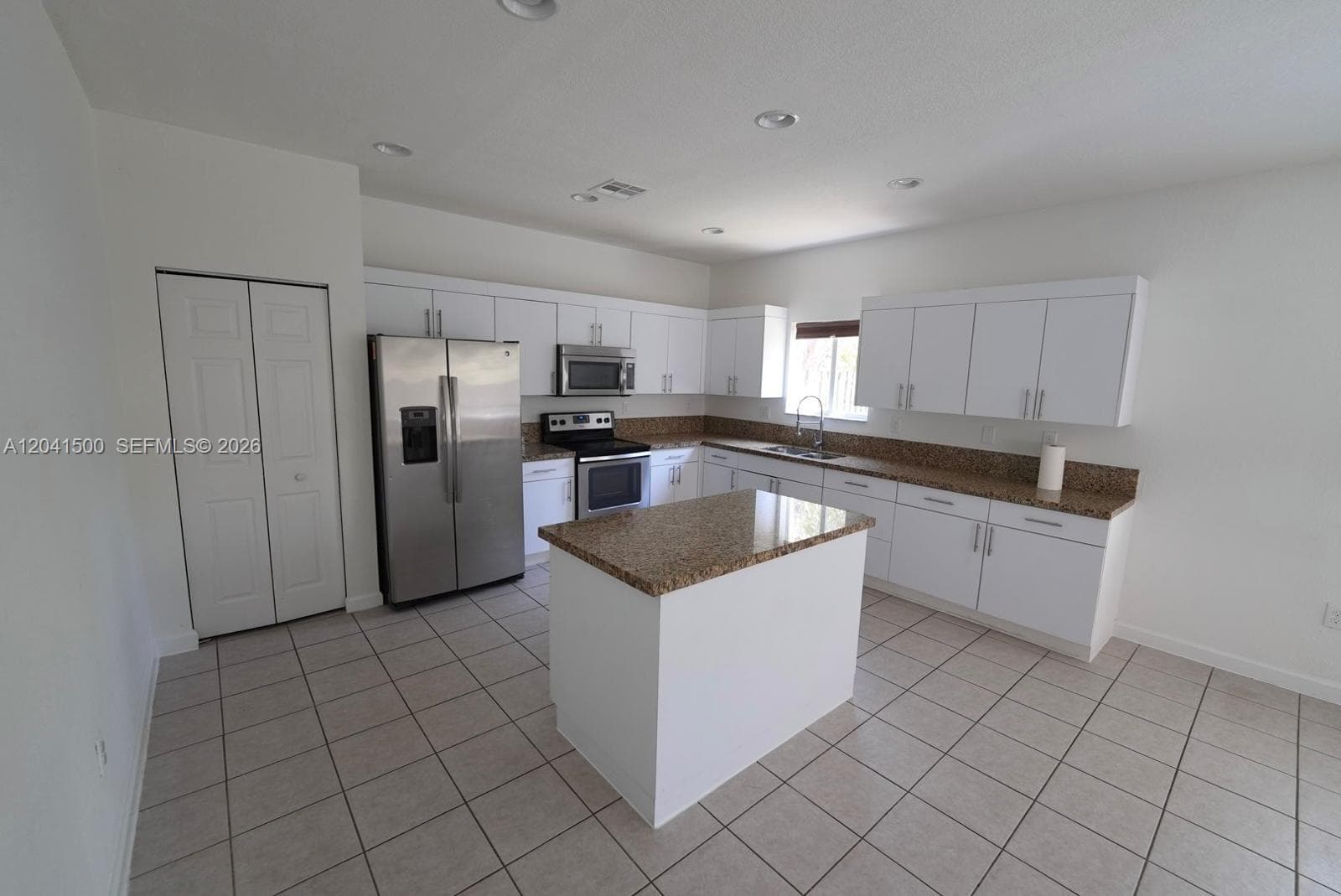 8836 SW 221 TERR, Miami FL 33190 photo 5