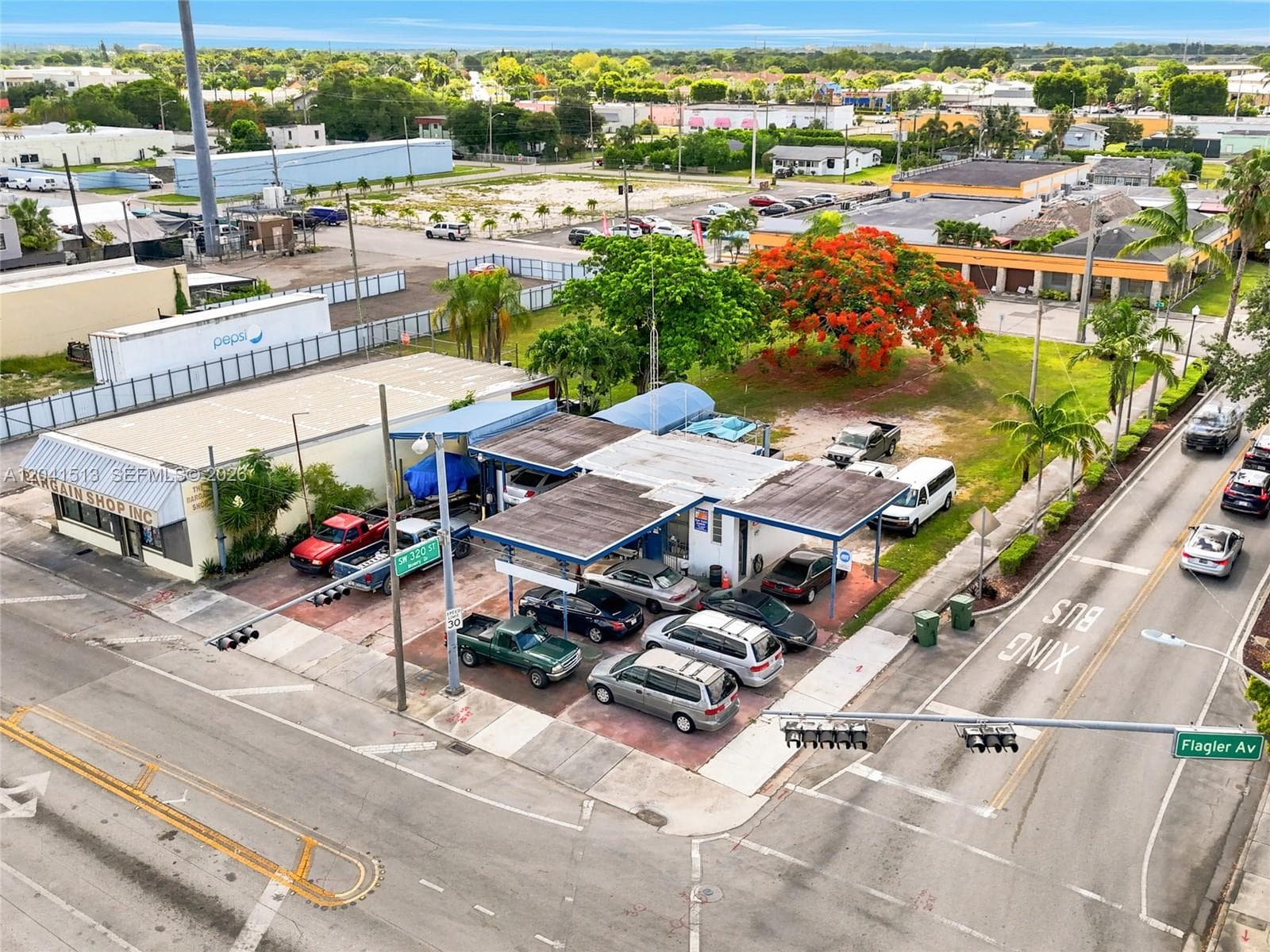 3 N Flagler Ave, Homestead FL 33030 photo 2