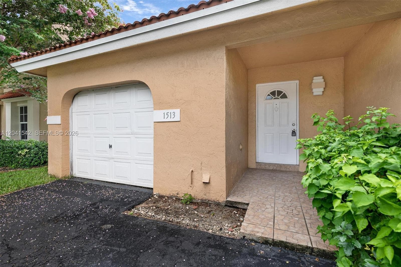 1513 Garden Rd, Weston FL 33326 photo 2