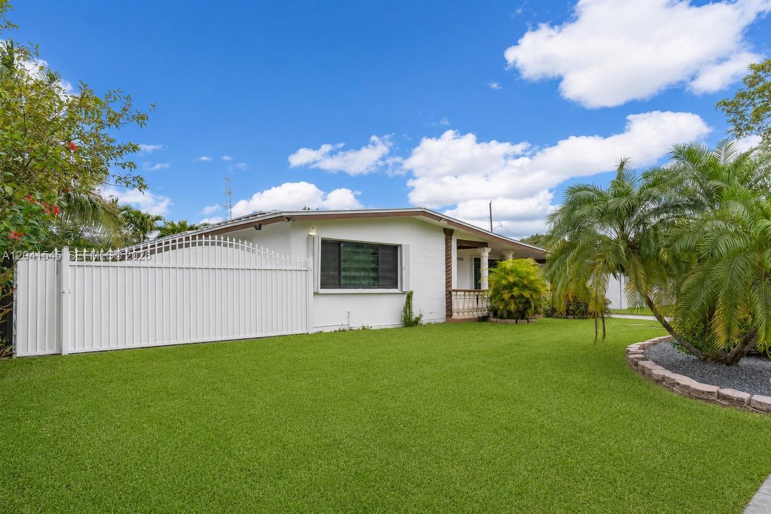 18670 Belview Dr, Cutler Bay FL 33157 photo 3