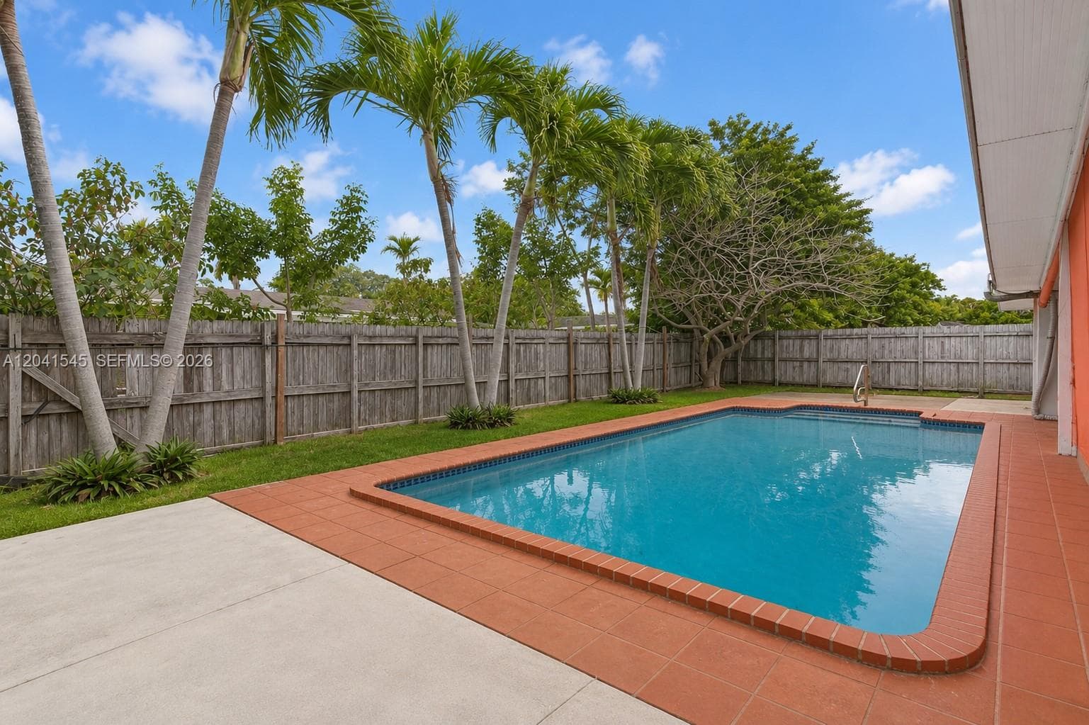 18670 Belview Dr, Cutler Bay FL 33157 photo 4