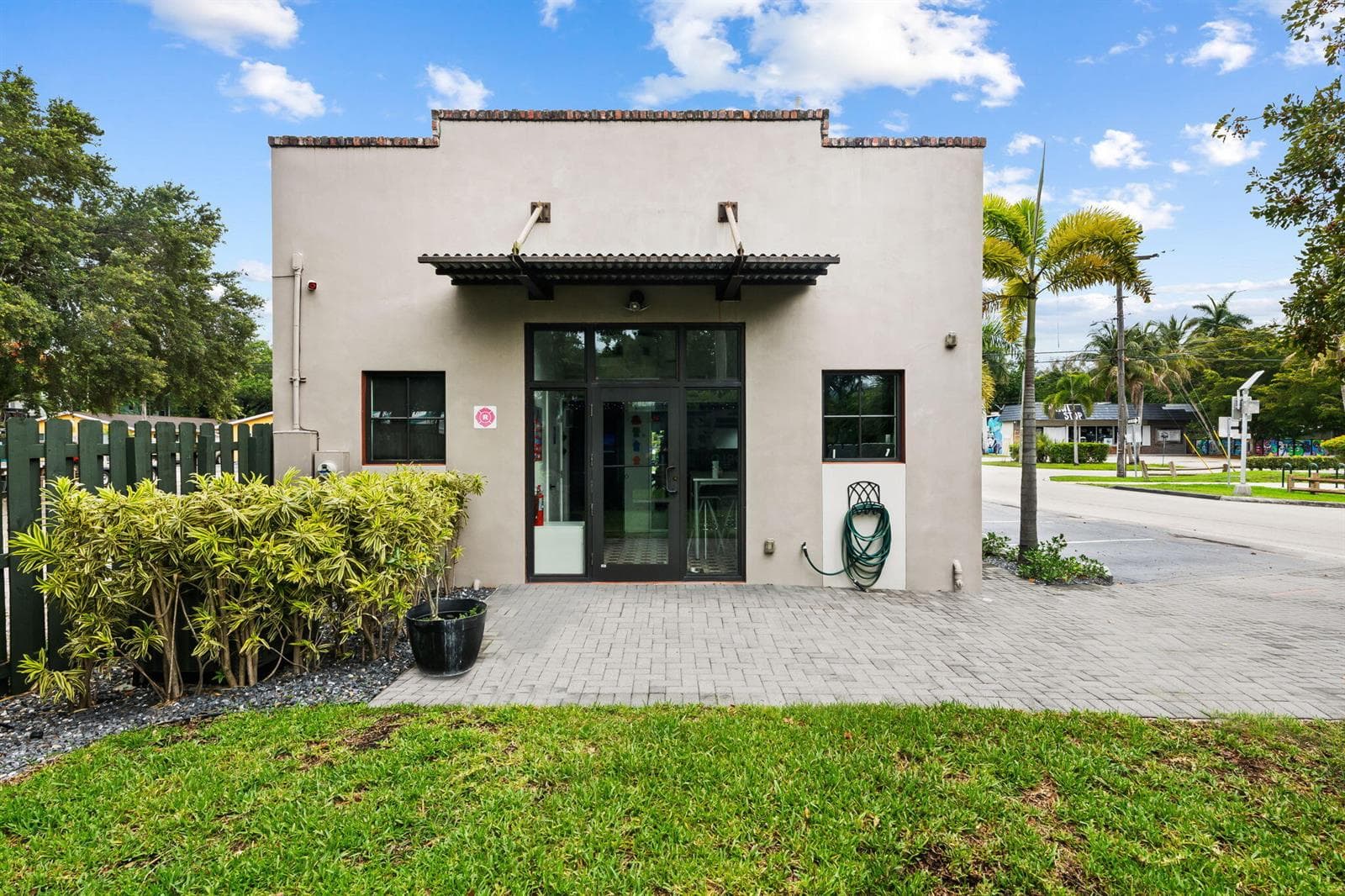 602 SW 12th Avenue, Fort Lauderdale FL 33312 photo 4