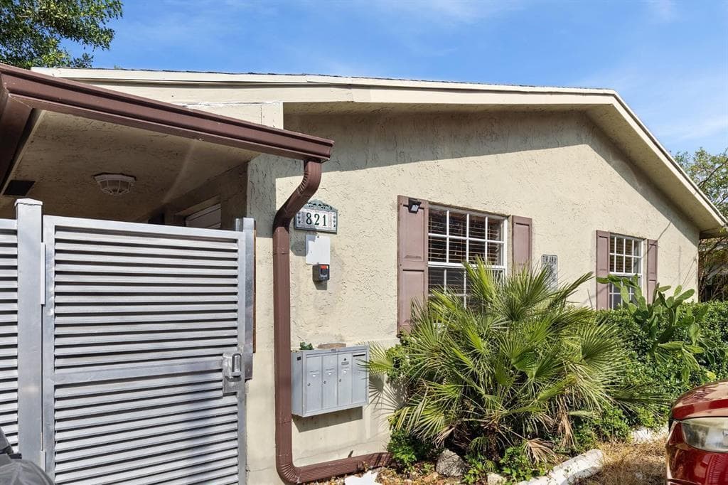 821 SW 4th Street # 1, Fort Lauderdale FL 33315 photo 2