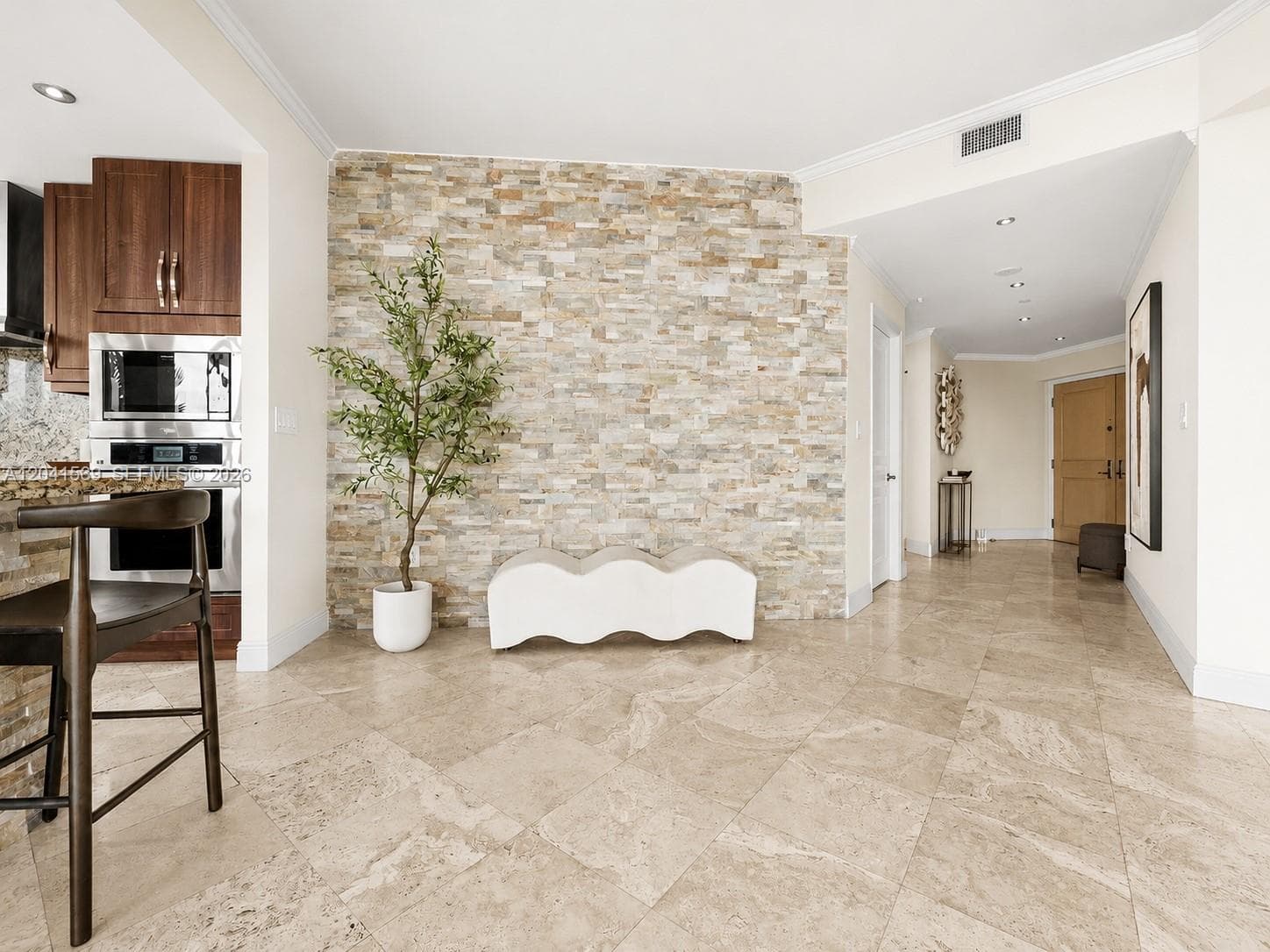 2645 S Bayshore Dr # 304, Miami FL 33133 photo 2