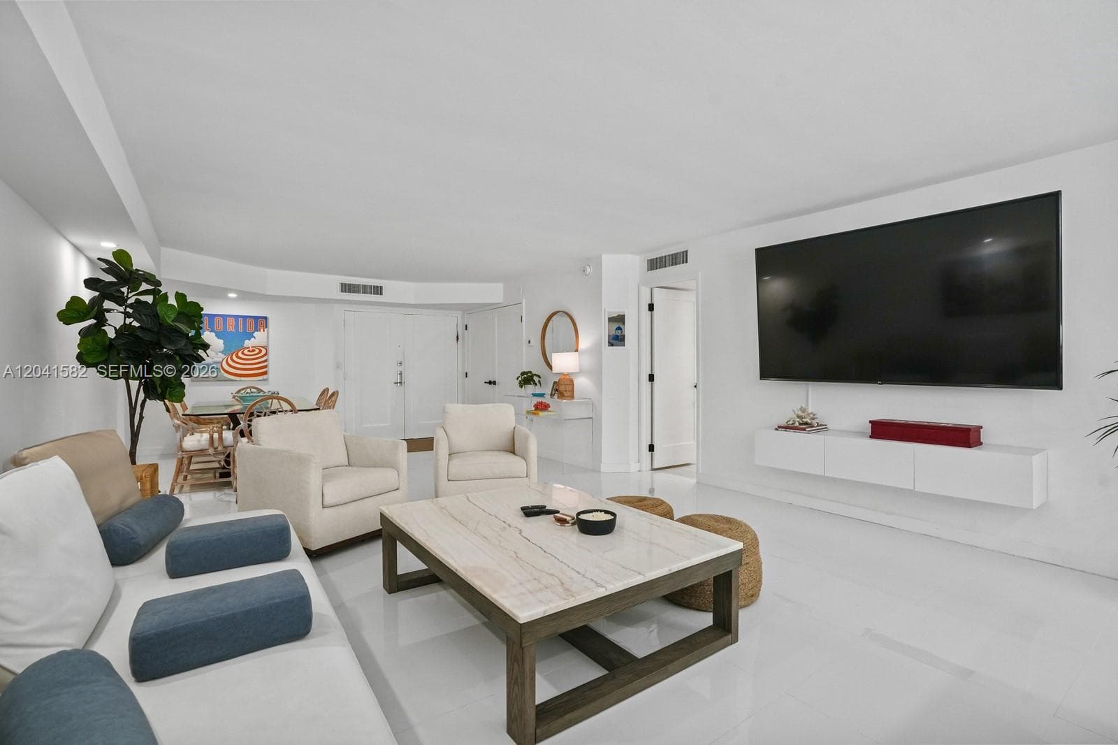 6423 Collins Ave # 203, Miami Beach FL 33141 photo 2