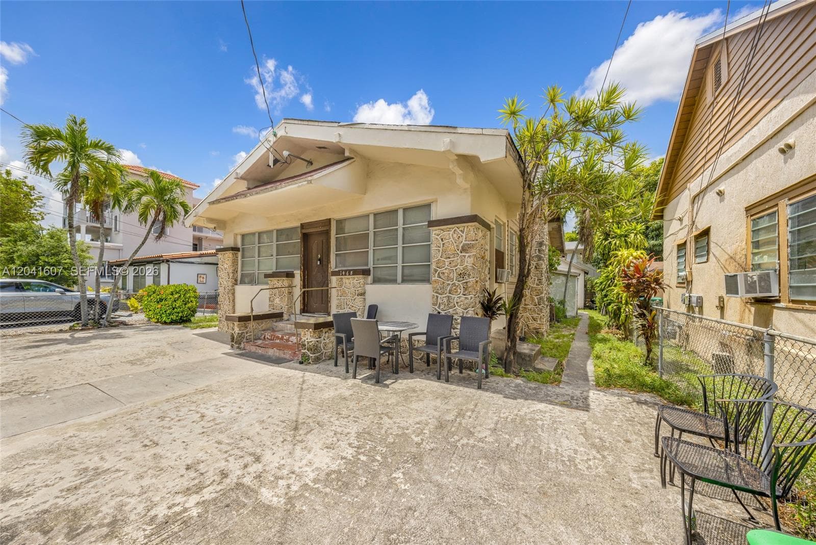 1468 SW 2nd St, Miami FL 33135 photo 3