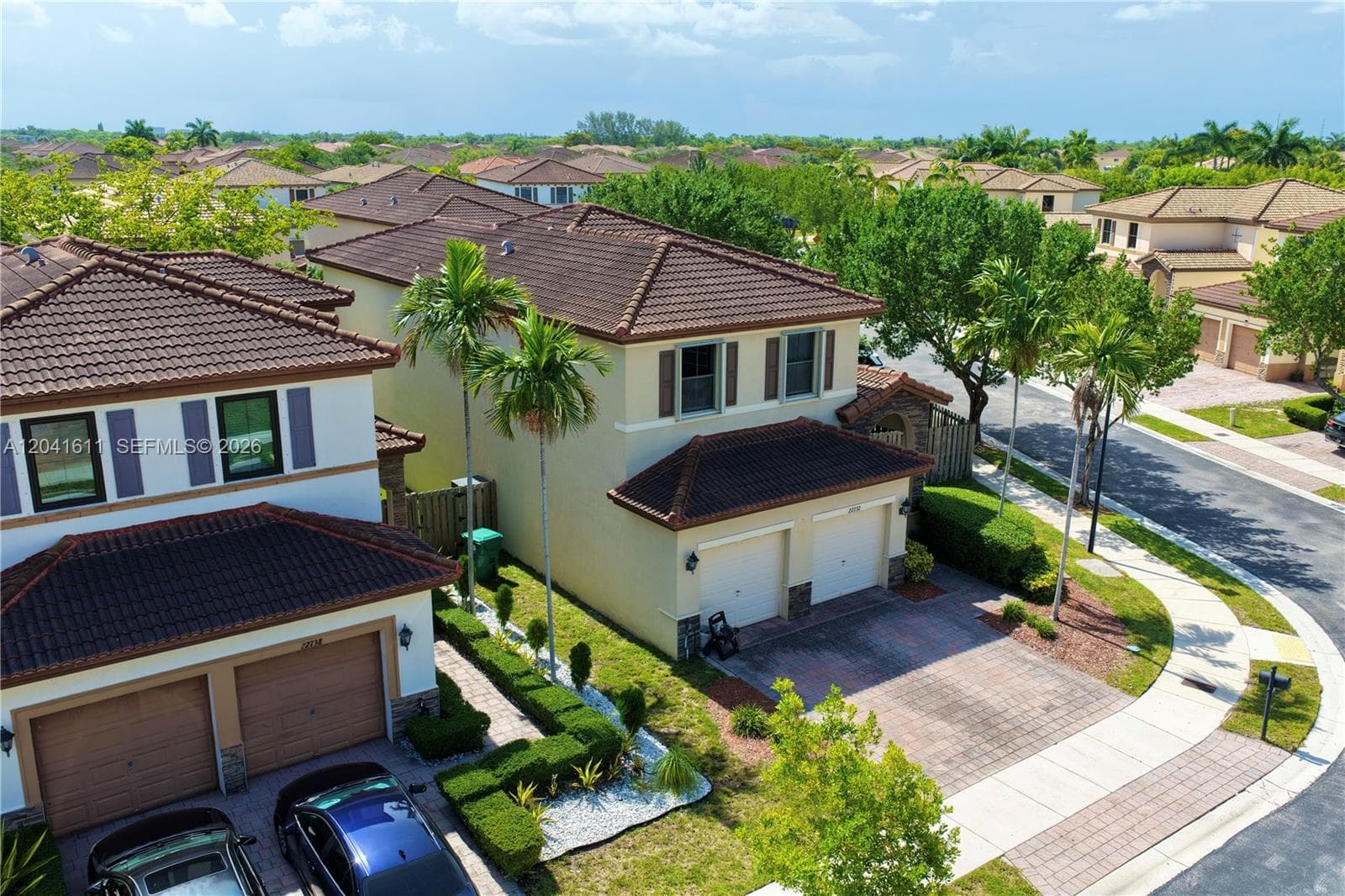 22732 SW 92nd Pl, Cutler Bay FL 33190 photo 3