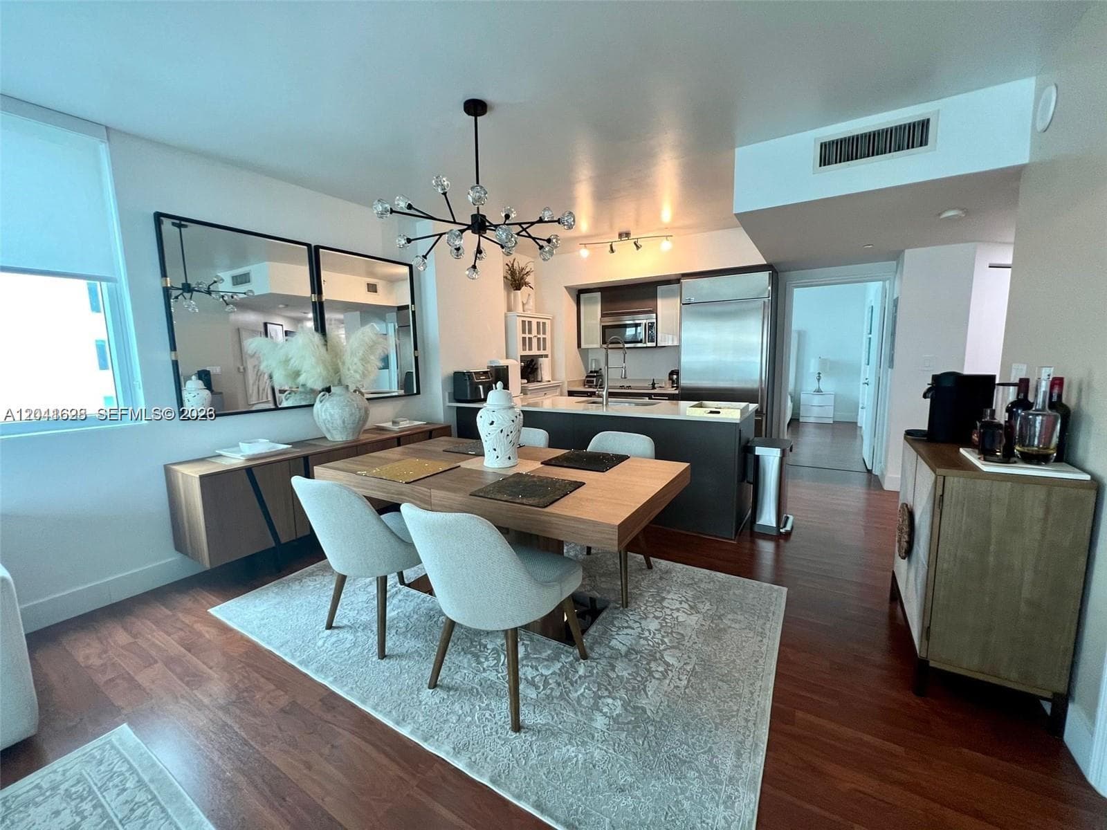 500 Brickell Ave # 1410, Miami FL 33131 photo 3