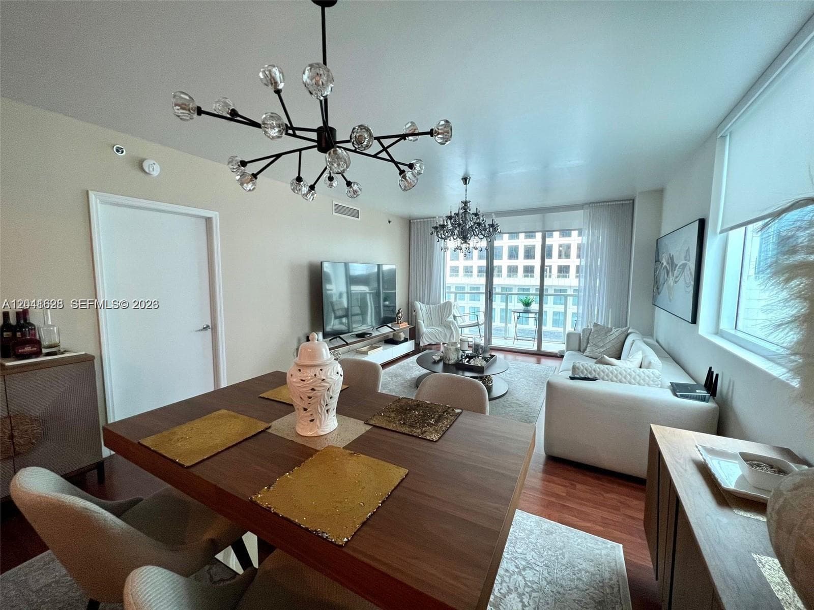 500 Brickell Ave # 1410, Miami FL 33131 photo 5