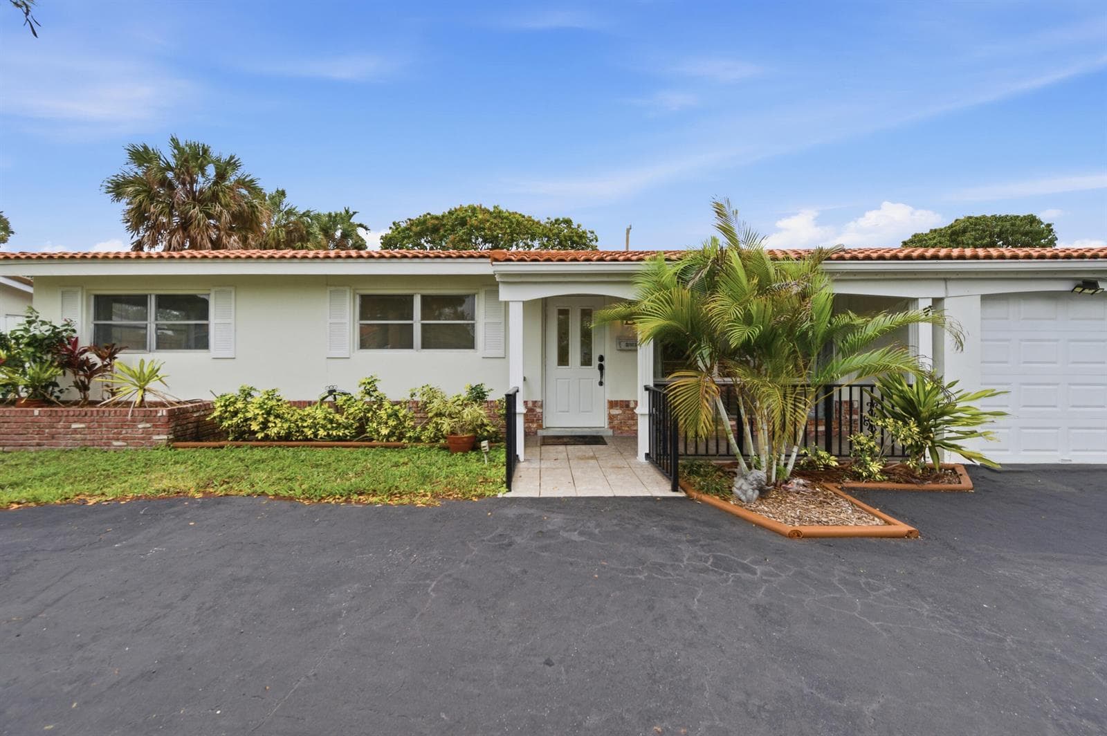 2120 NE 62nd Court, Fort Lauderdale FL 33308 photo 3