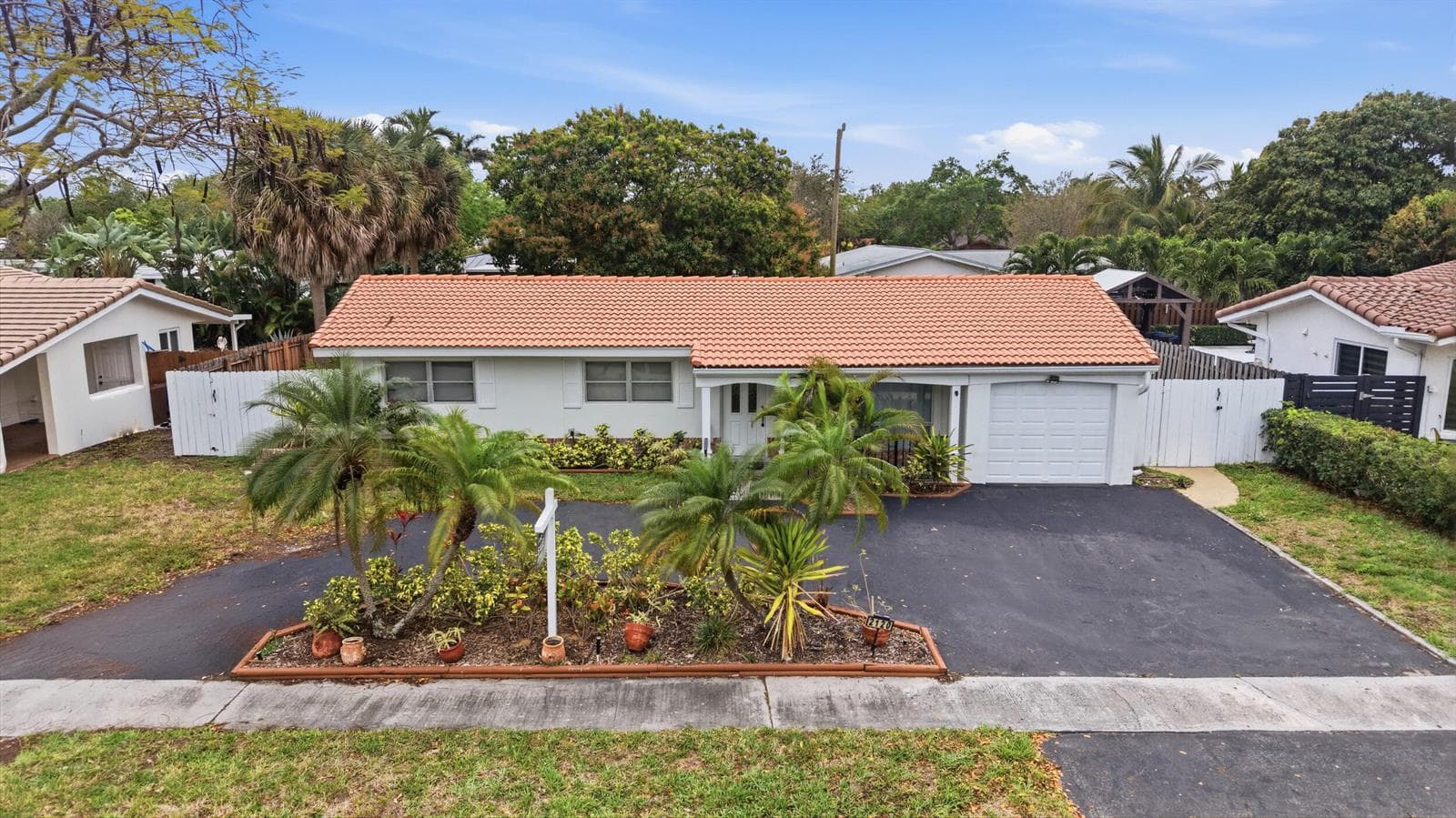 2120 NE 62nd Court, Fort Lauderdale FL 33308 photo 4