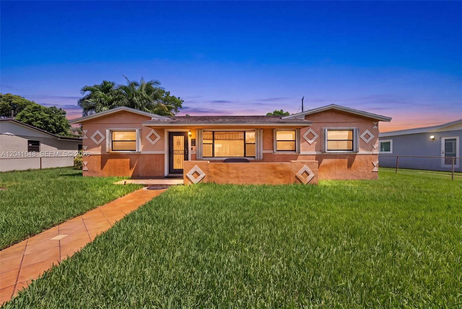 2915 NW 206th St, Miami Gardens FL 33056