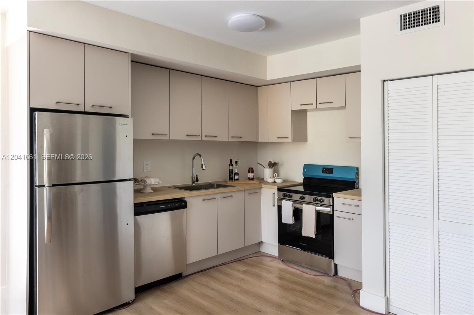 37xx NW 23 Ave # 1, Miami FL 33142 photo 4