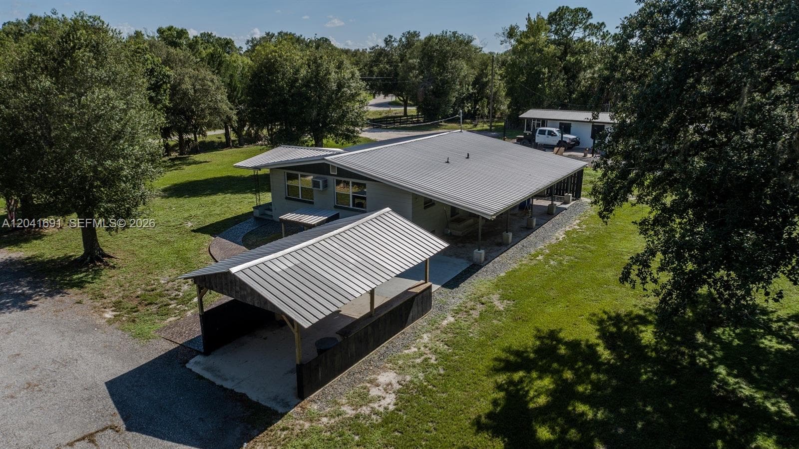1270 Nobles Rd, La Belle FL 33935 photo 3