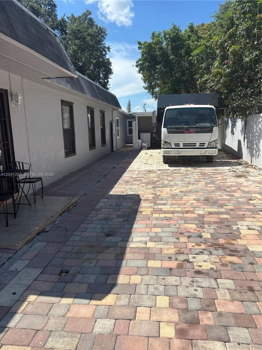 21122 NW 39th Ave, Miami Gardens FL 33055 photo 5