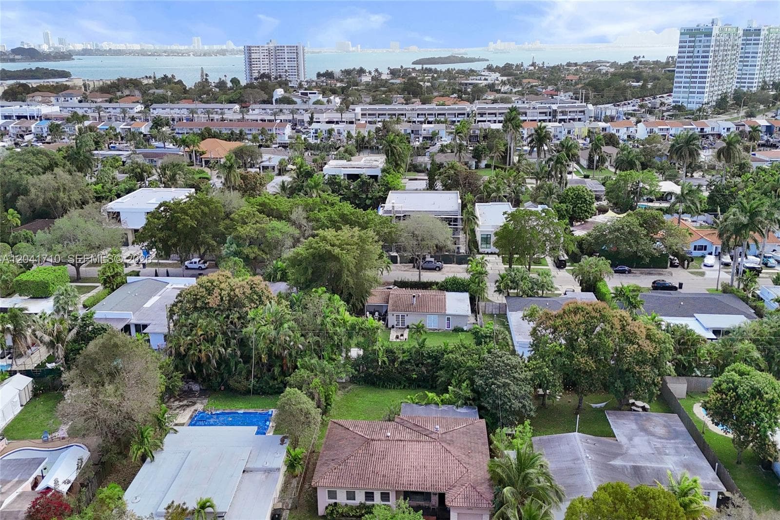 2070 Keystone Blvd, North Miami FL 33181 photo 3