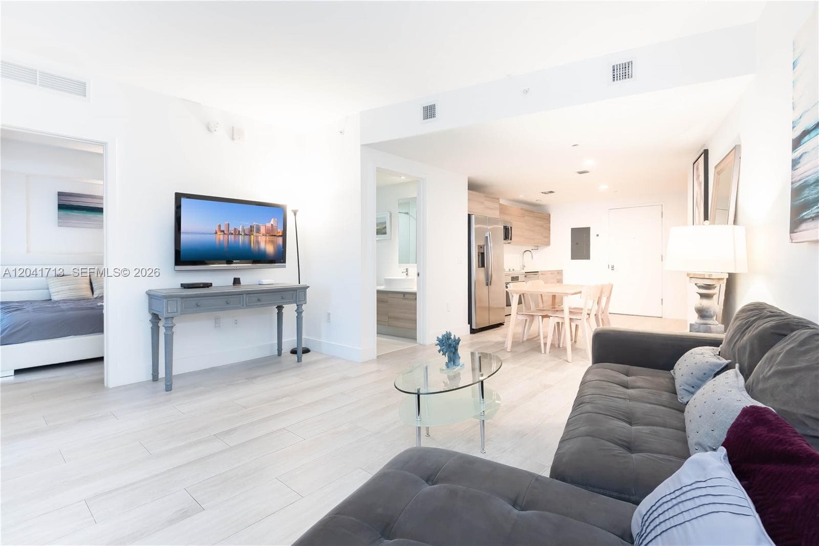 121 NE 34th St # 814, Miami FL 33137 photo 5