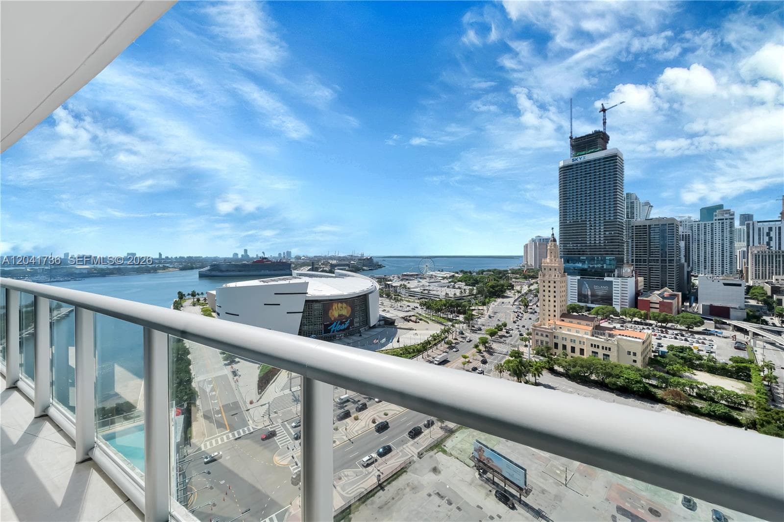 888 Biscayne Blvd # 2101, Miami FL 33132 photo 2